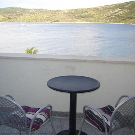 Apartment Zdravka Primosten Bagian luar foto