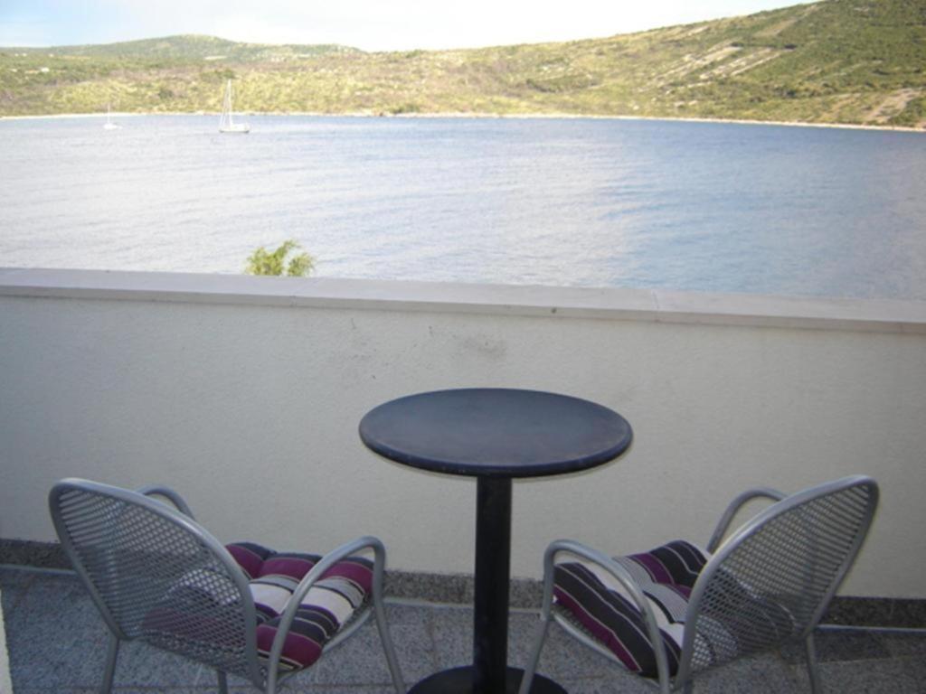 Apartment Zdravka Primosten Bagian luar foto